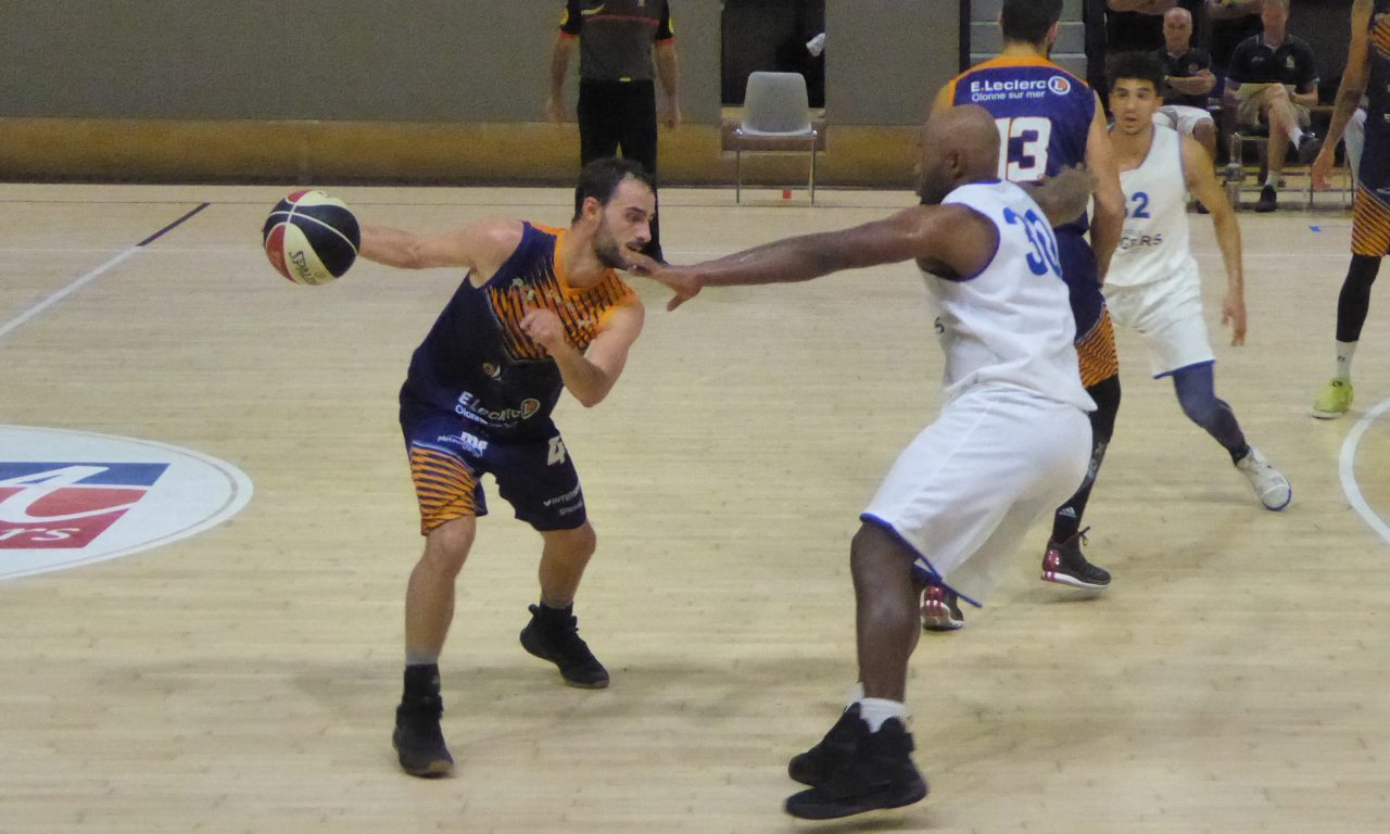 Dernier match de préparation réussi à domicile, pour l’Étoile Angers Basket face à Olonnes (92-52).