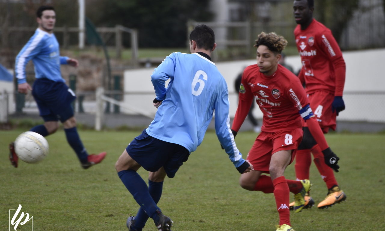 D1 – Gr. B : ChristopheSéguinière écarte un concurent en s’imposant 4 à 1 dans le derby du Choletais