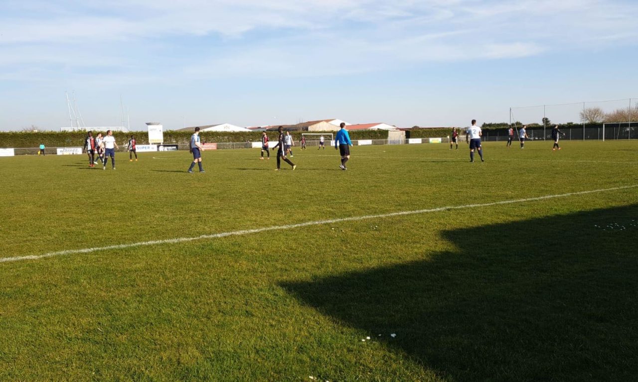 R3 (14e journée) : Victoire méritée du Cholet FCPC à la Tranche-sur-Mer (3-1).