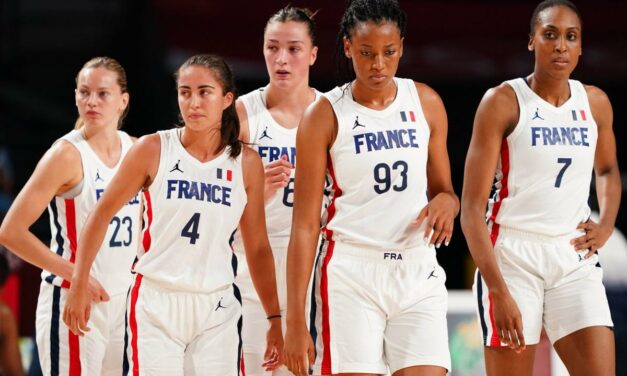 Vingt-trois joueuses dans le groupe France.