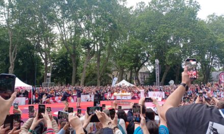 Le relais de la flamme olympique a rassemblé la population du Maine-et-Loire dans les rues d’Angers !