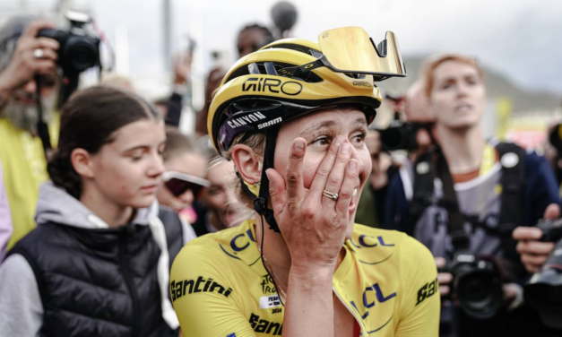 Kasia NIEWIADOMA, au bout du suspense, remporte le Tour de France féminin pour quatre secondes !