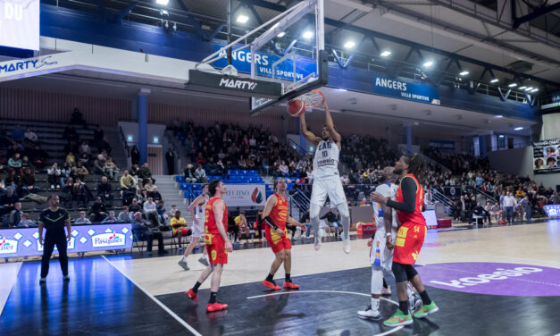 EAB (J19) : L’EAB livre une grande performance et s’impose face à Tarbes